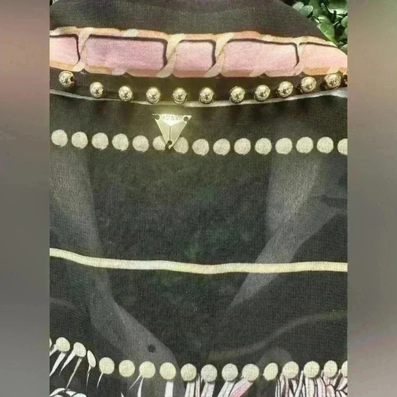 GUESS BLACK AND PINK EMBELLISHED BLOUSE SIZE S “LIMITED EDITION” - Picture 6 of 8
